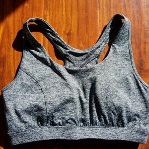 Large tek gear sports bra